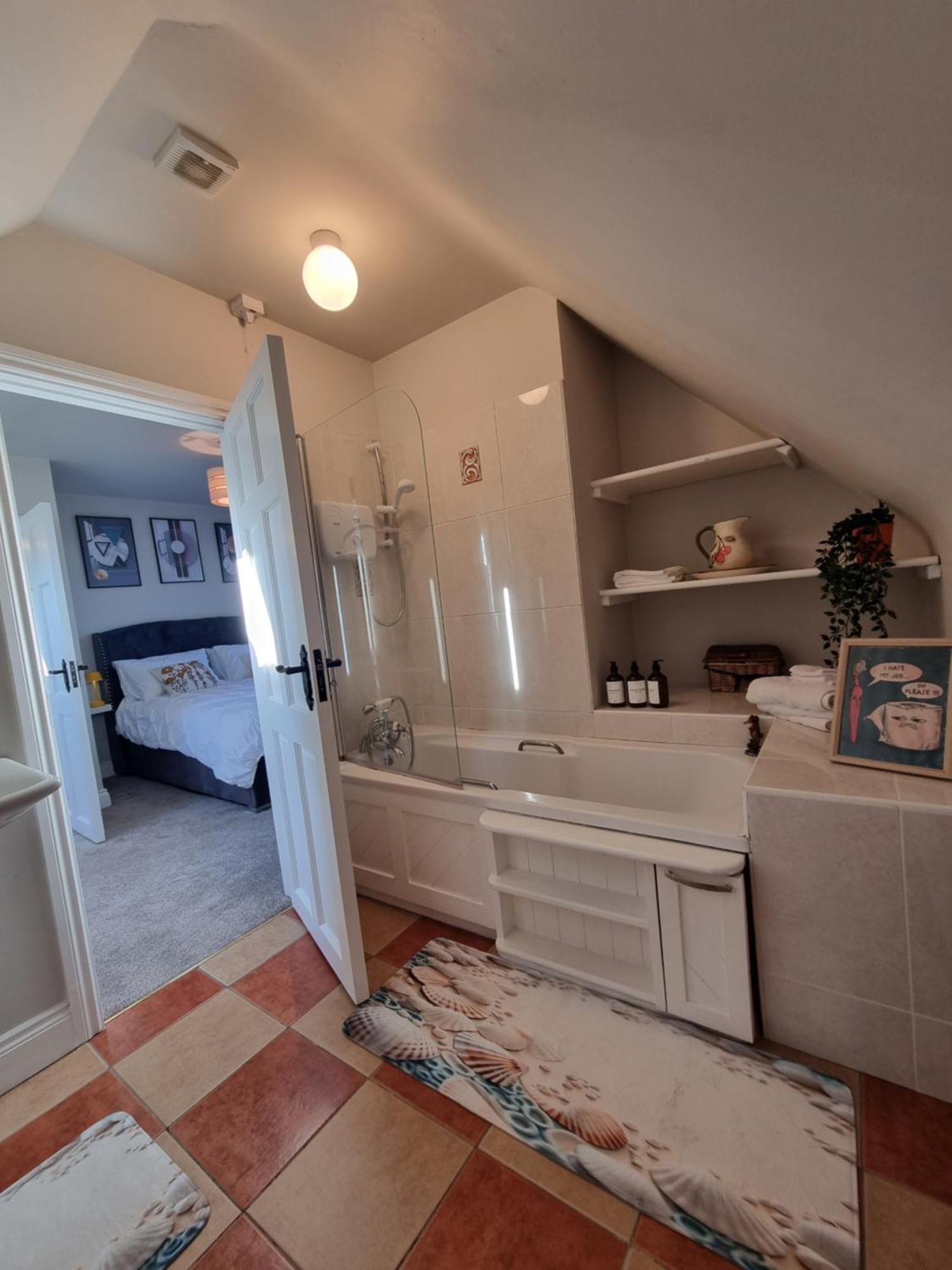 The Pink Door Apartman Killala Kültér fotó